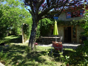 Maison de charme à Saoû, avec beau jardin au calme